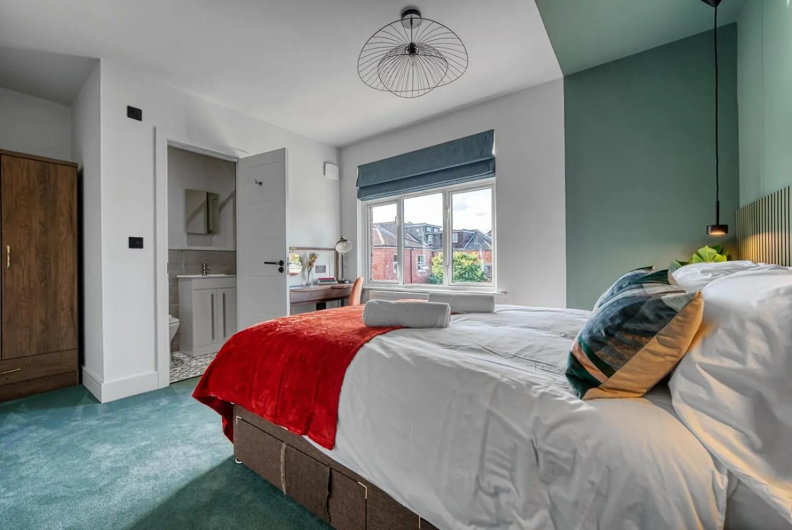 First Floor - Stylish 3 Bedroom Apartment Southampton