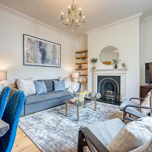  Apartment 2-br Stunning Apt, Sleeps 6, Near Ocean Village - Work Contractors And Easter Special Offer!! - By Blue Puffin
